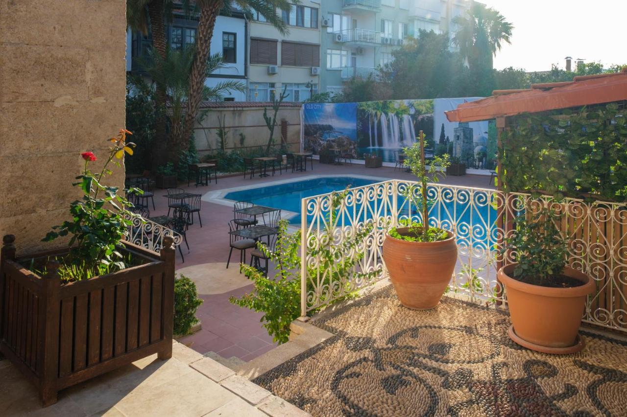 Giges King Boutique Hotel Анталия Екстериор снимка